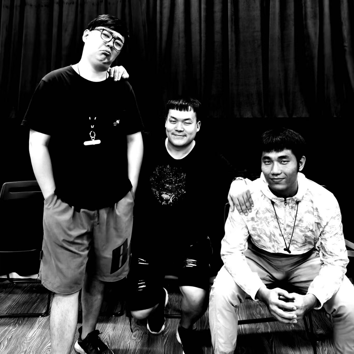 录音室再聚首：火呛手一年工作总结