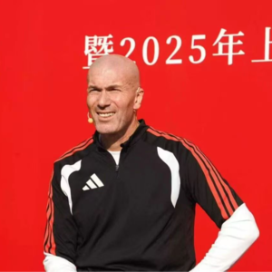 齐达内，金球驾到！