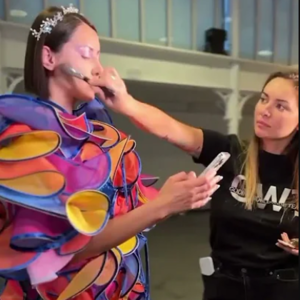 全英訪談｜從皇室到 Rihanna巡演，Olga Godina 的四大時裝週幕後彩妝人生