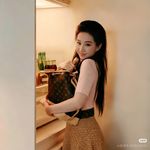 不爱吃甜oo