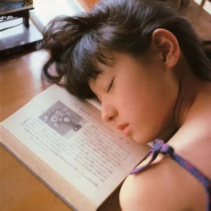 198 最会拍少女的筱山纪信，写真时代因他而终结 | 深资讯