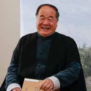 莫言《生死疲劳》莫言把一场跨越半个世纪的轮回，酿成了一坛裹着土地芬芳与生命韧性的酒