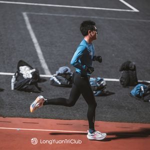 爱跑步的藏原老师
