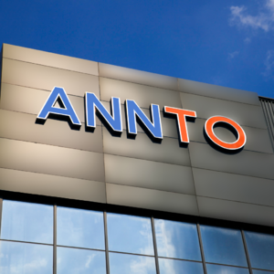 一家年入近200亿的供应链公司，究竟在卖什么？