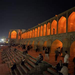 Sta.006 战火中的初恋：18岁的心跳声在伊朗掩盖了轰鸣（后篇）