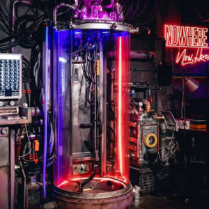 Vol.130 对话艺术家Paco：手工者福音、“现代”非遗、一人公司，2025职场找活路之我是小众装置师！