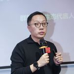 高管身边人说：别和领导处成“搭伙过日子”