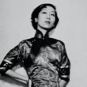 张爱玲《小艾》旧上海的弄堂深处，在尘埃里，写下一个底层女子咬着牙活下去的故事