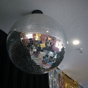 80. 华语律动向/等咖啡等下班