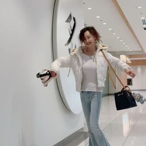 每个人都可以拥有两次人生：一次是活给别人的，另一次是活给自己的