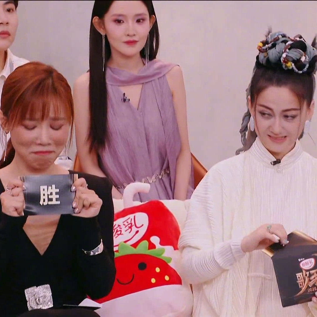 《歌手2025》：天后李佳薇拯救节目，火星电台带着者来女私奔淘汰 episode artwork