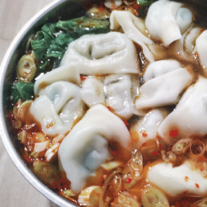 VOL154.今天是侯姐生日，快乐就完事了。