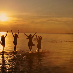 Juju, Linsey & the Girls: Our shared Womanhood