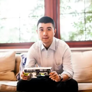 巨富陈炫霖：53亿金融骗局与美国豪宅