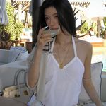 行踪神秘的女邻居