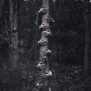 【诡异幻谭·七】回魂幼女、死了还要物理PUA的女强人、事业编路上的吵闹鬼