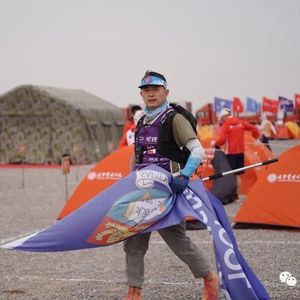 21. 对话施东升:那个曾被戈壁“打脸”的中年人,后来跑了58场全马