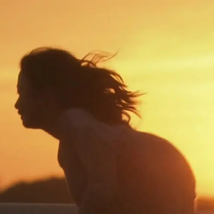 3811丨你还跟伴侣接吻吗？中年人的亲密关系被谁剥夺了？