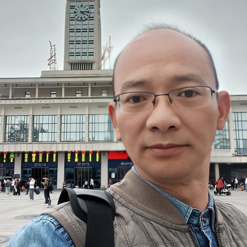 刘博士看美国的个人播客 | 小宇宙 - 听播客,上小宇宙