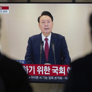 韩国法院即将审理总统弹劾案，之后会如何？
