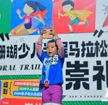 E50 三岁女儿被诊断出基因突变和谱系倾向后，我带她跑了150场越野跑
