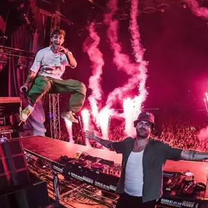 The Chainsmokers烟鬼组合专题