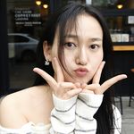 撕纸小妹