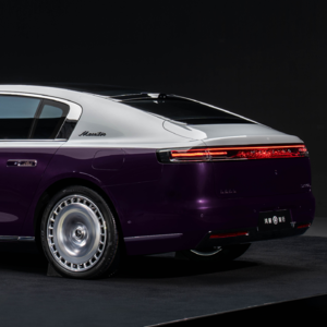 Vol.042 尊界S800蔚来ET9不同的行政豪华、萤火虫的争议、新S7背后华为「新」打法|月度点评