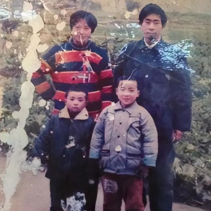 28.今日说法：亲眼目睹母亲被杀，做了19年噩梦的他凭记忆画出凶手成功复仇