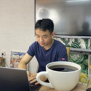 谜一样的抉择！高薪辞了转全职博主，尹师傅隐藏的不只是勇气