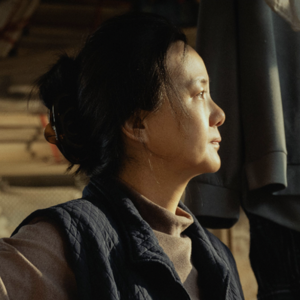 丈夫光环之下，女性只剩暗影