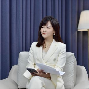 白话财经的周媛