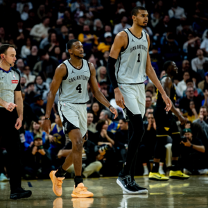 【马刺进步报告S03E43】六连胜大踏步迈入全明星，对面是勇士，我们也是勇士