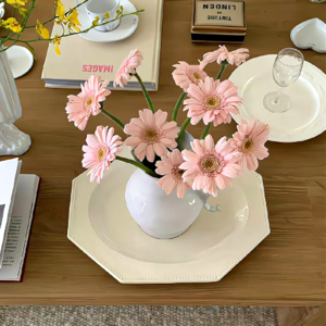 VOL422.我们必须像一座山，既满生着芳草香花，又有极坚硬的石头。