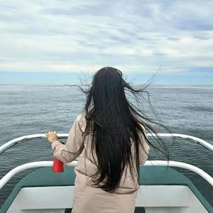 对名校精英教育祛魅：坦白讲， 我在牛津的体验并不好｜认清「这不是我的航线」后调转手中的舵盘，载着自己的音乐人生乘风破浪。