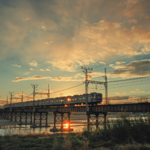 T038 细读《昭和解体》上：从日本国铁分拆和民营化历程，看工会、企业、政党大乱斗及一个时代的终结