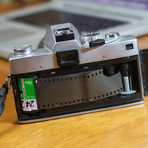 新手友好｜年轻人的第一台相机怎么选？胶片篇