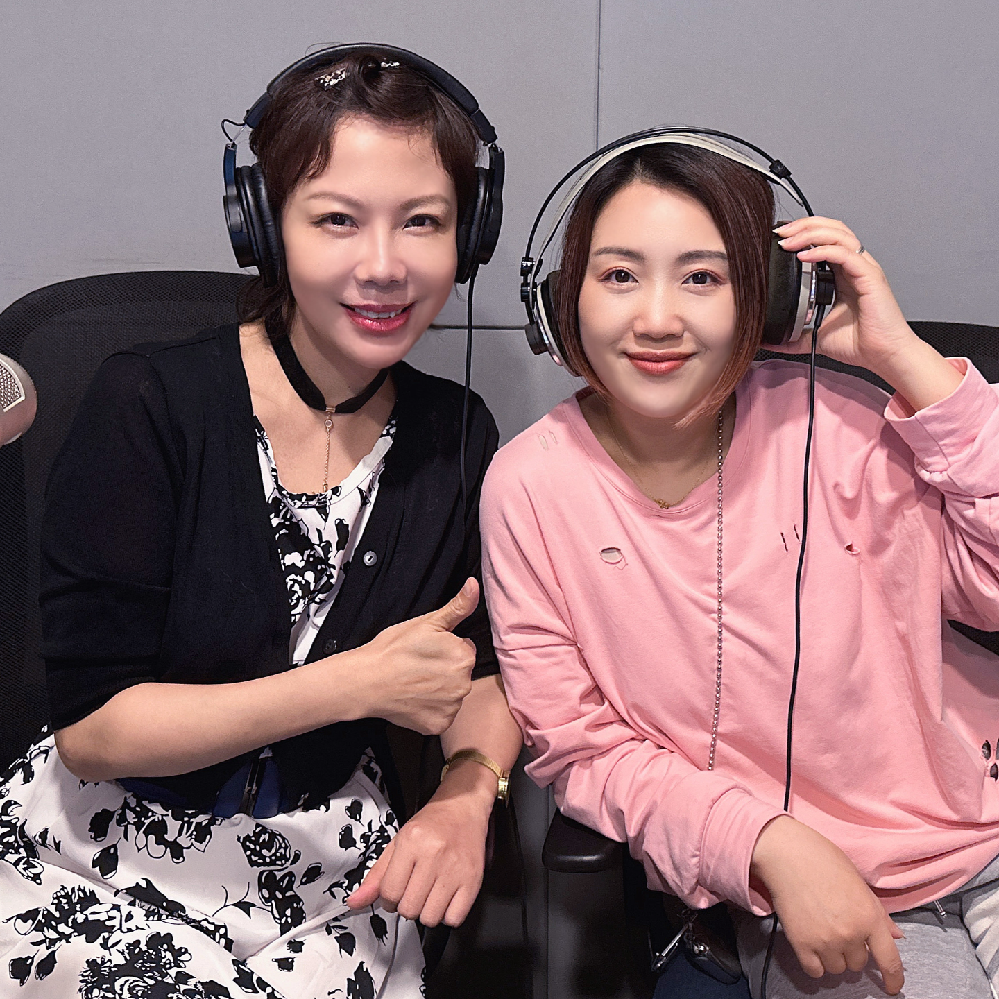 cover of episode E75.【千禧收音机】晓露：老天爷赏的这口饭，我只吃了十年