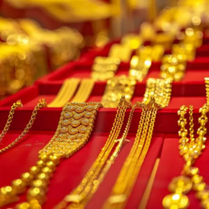 Vol.92 冲刺港股上市，潮宏基的“出海梦”不好做