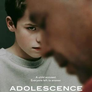 《混沌少年时》：当虚拟世界的恶意渗入现实，谁该为少年的“混沌”负责？