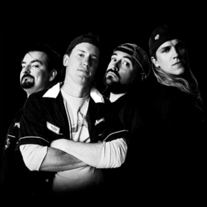 疯狂店员三部曲｜生活在此处