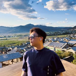 奥斯卡Liu