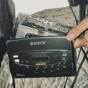 磁带B面 E05 Daniel Caesar - Loose