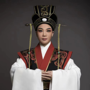 25 吴素飞:越剧女小生最害怕的评价是“中年油腻男”