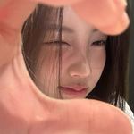 麻美吉在听