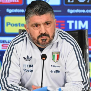 四年一问的意大利，11分之9的领头羊