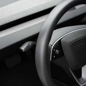 转向杆本该免费，特斯拉 Model 3 凭啥卖 2499 元！！！