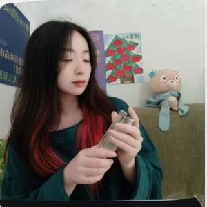 Vol.10 100种职业大揭秘-青羽:当理性运营思维遇上感性塔罗牌