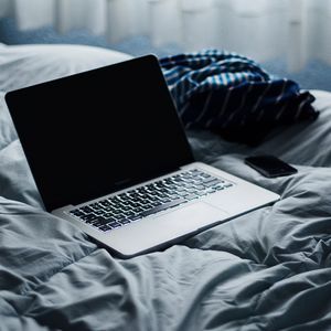 07 工作呐，最紧要的就系开心啦!