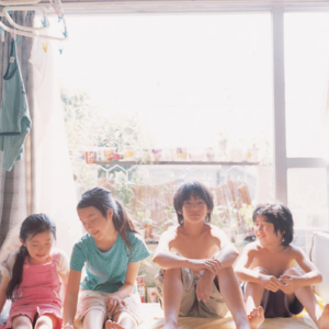 119.“厌童”之前，请先看《无人知晓》和《小偷家族》：“熊孩子”如果不曾被爱，该如何长大？|儿童节特辑